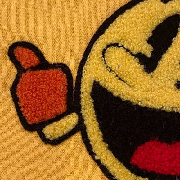 PAC-MAN Yellow Hooded Sweatshirt w Large Chenille PAC-MAN Patch / Unisex M - Picture 3 of 11